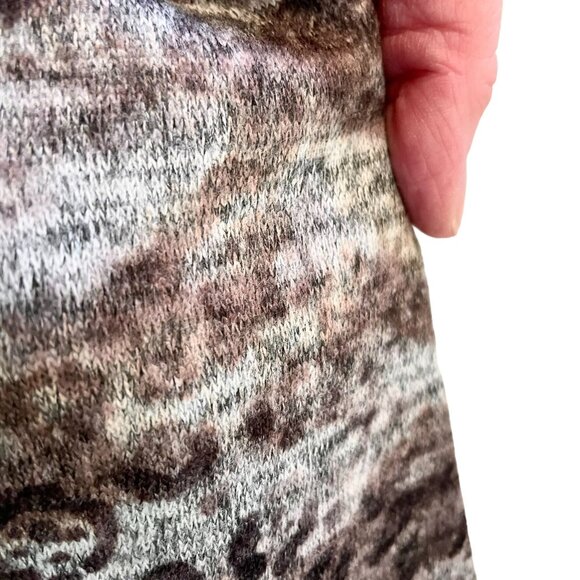 David Cline Womens Sweater Size M Animal Print Long Sleeve Fallcore Brown Tan - Picture 10 of 11